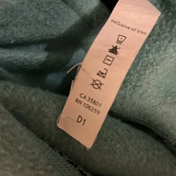 Lululemon scuba - Picture 4 of 4